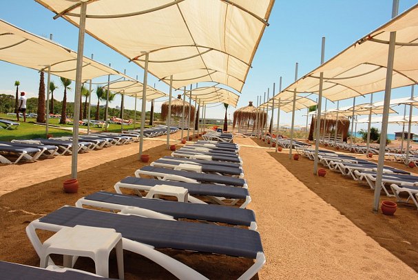 J'adore Deluxe Hotel & Spa