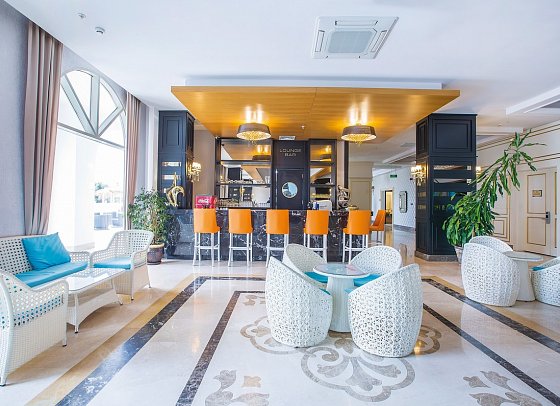 J'adore Deluxe Hotel & Spa
