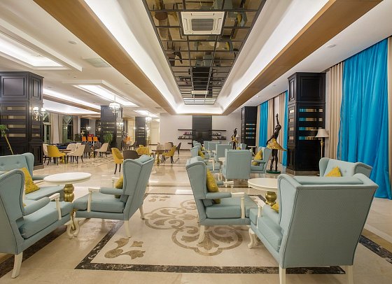 J'adore Deluxe Hotel & Spa