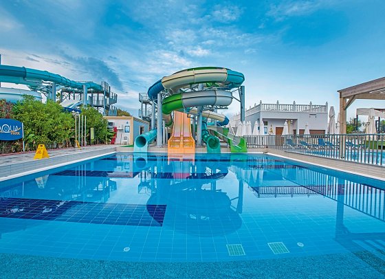 J'adore Deluxe Hotel & Spa