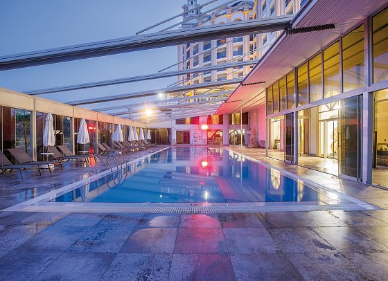 J'adore Deluxe Hotel & Spa