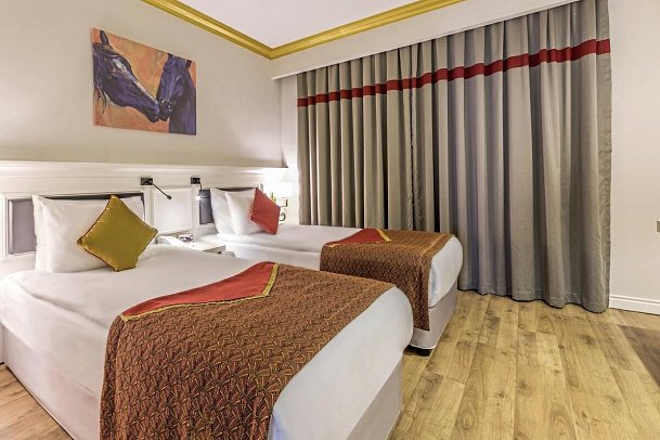 Mary Hotels Side - Wohnbeispiel Familienzimmer (Zimmercodierung FB1)