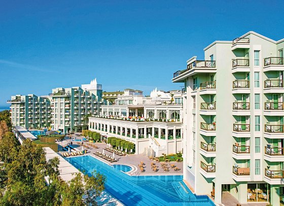 Royal Atlantis Spa & Resort