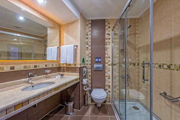 Royal Atlantis Spa & Resort