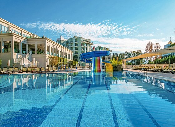 Royal Atlantis Spa & Resort