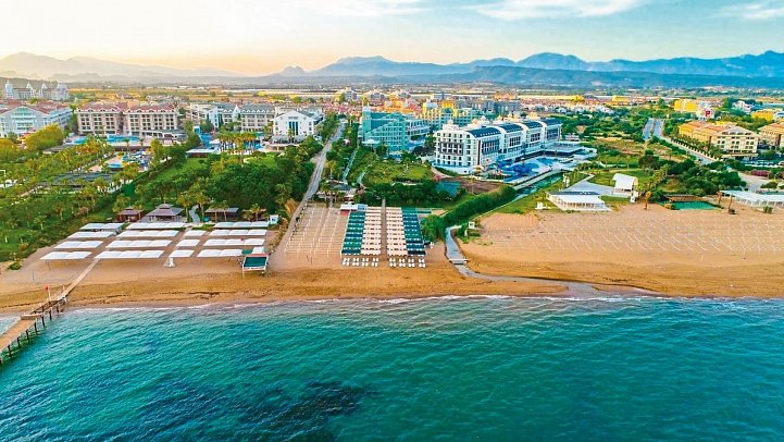 Royal Atlantis Spa & Resort