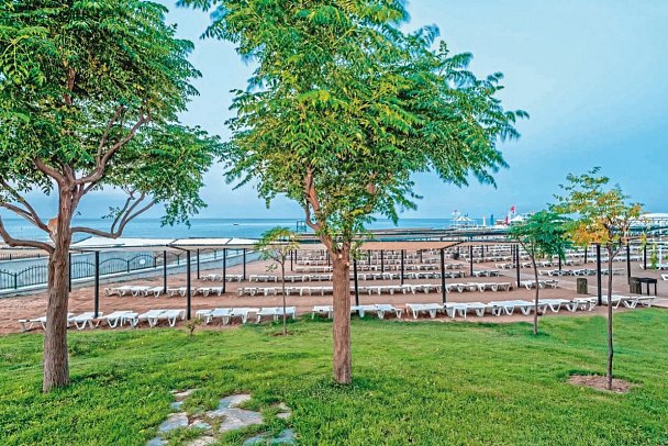 Royal Atlantis Spa & Resort