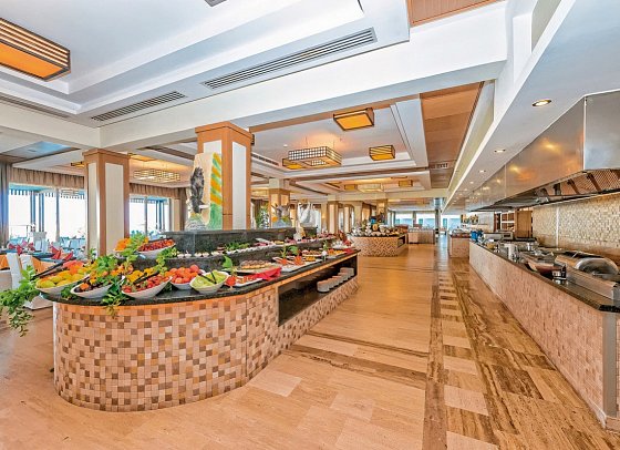 Royal Atlantis Spa & Resort