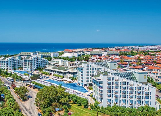 Royal Atlantis Spa & Resort