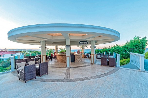 Royal Atlantis Spa & Resort