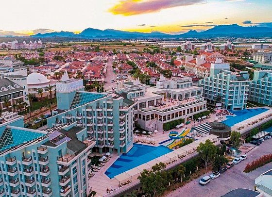 Royal Atlantis Spa & Resort