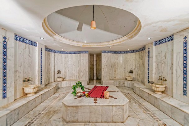 Royal Atlantis Spa & Resort