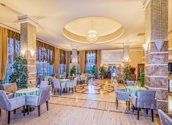 Royal Atlantis Spa & Resort