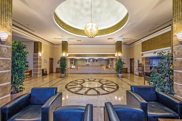 Royal Atlantis Spa & Resort