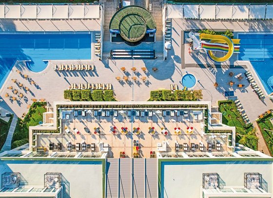 Royal Atlantis Spa & Resort