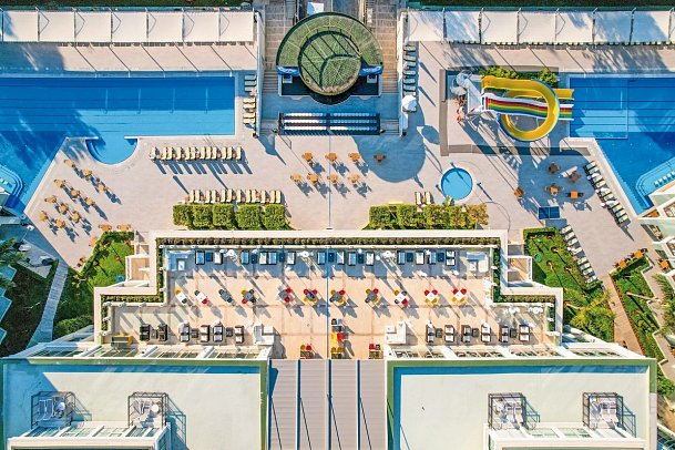 Royal Atlantis Spa & Resort