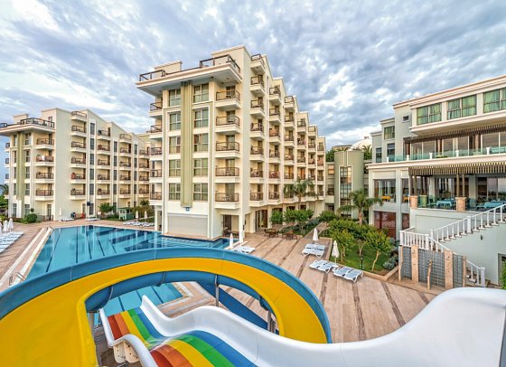 Royal Atlantis Spa & Resort