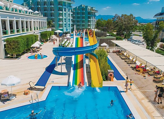 Royal Atlantis Spa & Resort