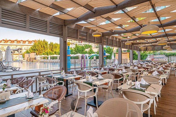 Side Story Resort & Spa Hotel