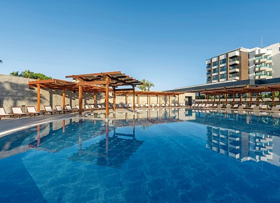 Süral Saray
