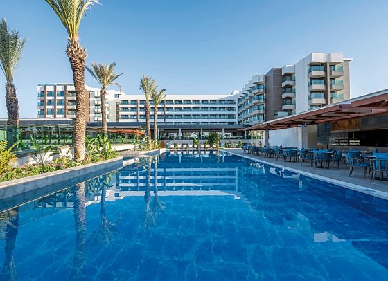 Süral Saray