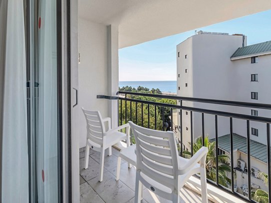 Washington Resort Hotel - Wohnbeispiel Doppelzimmer seitl. Meerblick (Zimmercodierung DBN)