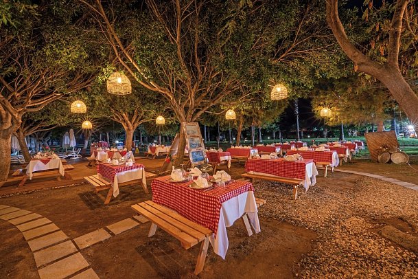 Selectum Family Resort Side