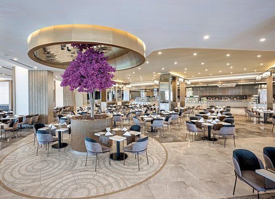 Lago Hotel