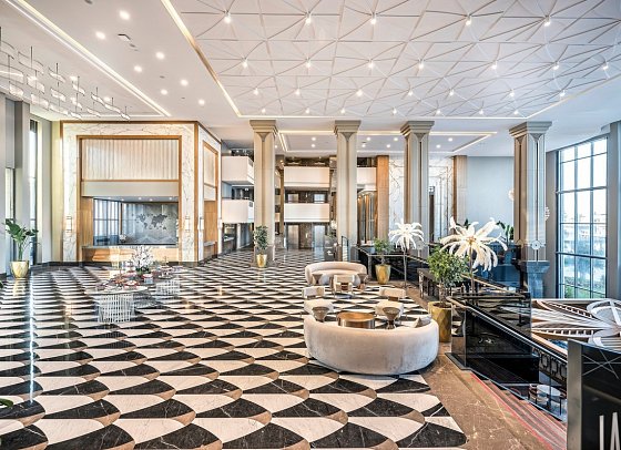 Lago Hotel