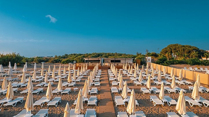 Side Moon Palace Hotel