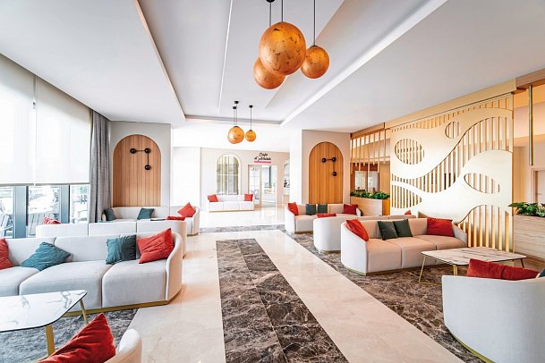 Side Moon Palace Hotel