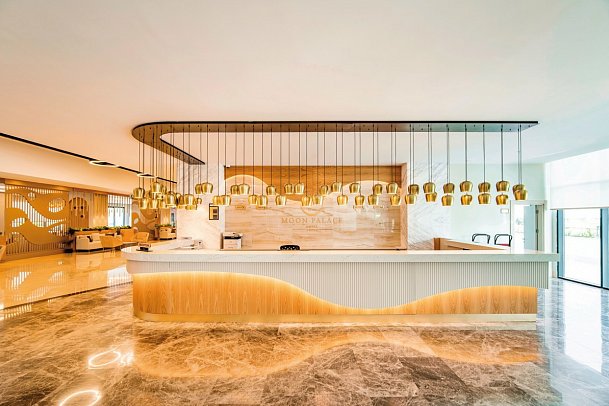 Side Moon Palace Hotel