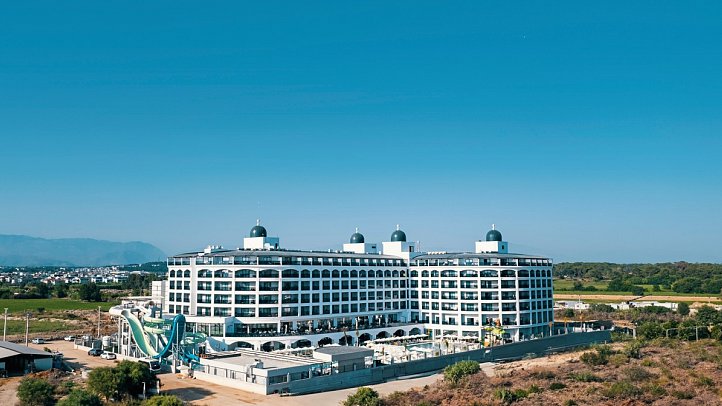 Side Moon Palace Hotel