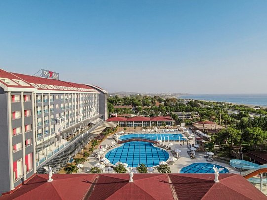 Casa Fora Beach Resort