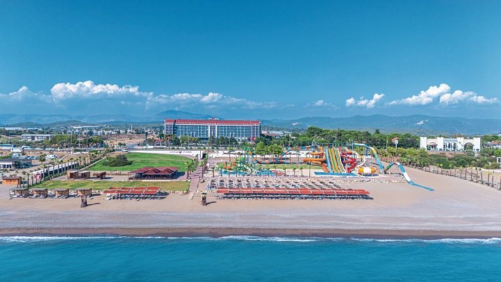 Casa Fora Beach Resort