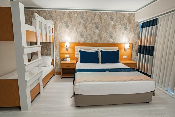 Master Family Club - Wohnbeispiel Familienzimmer mit Etagenbett (Zimmercodierung FB7)