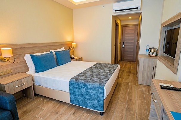 Master Family Club - Wohnbeispiel Doppelzimmer Swim-Up (Zimmercodierung DBQ)