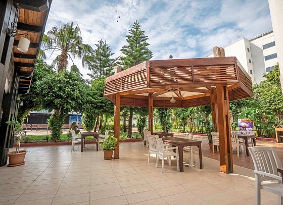 Cenger Beach Resort