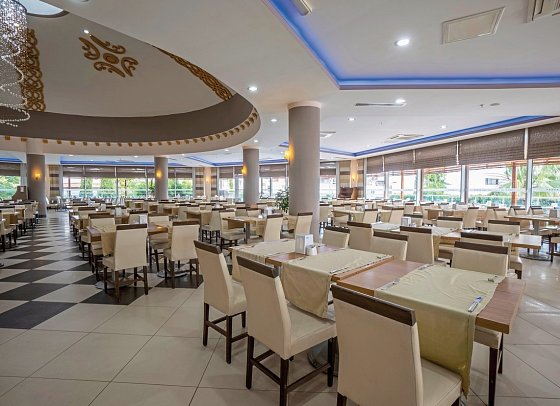 Cenger Beach Resort