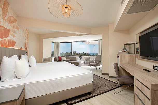 Megasaray Resort Side - Wohnbeispiel Familienzimmer mit Terasse (Zimmercodierung FB1)