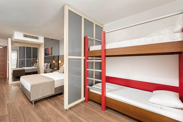 Monachus Family Resort Sorgun - Wohnbeispiel Doppelzimmer mit Etagenbett (Zimmercodierung DB1)