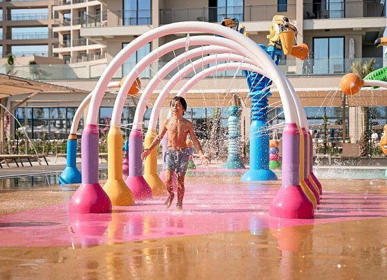 Seaden Sea World Resort & Spa