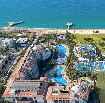 Seaden Sea World Resort & Spa