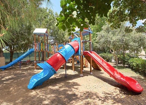 Seaden Sea World Resort & Spa
