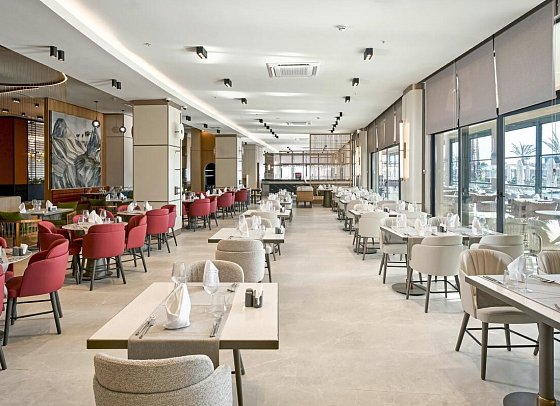 Seaden De Mar Resort & Spa
