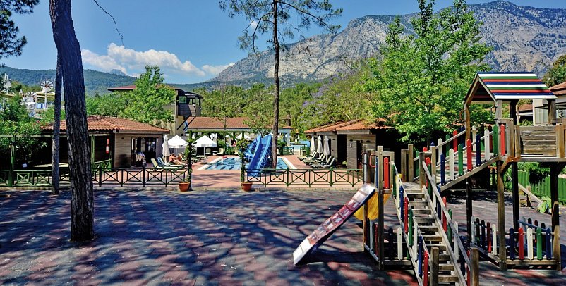 Champion Holiday Village