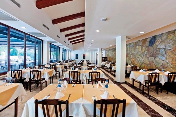 Champion Holiday Village