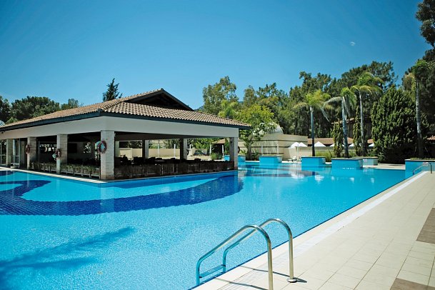 Champion Holiday Village