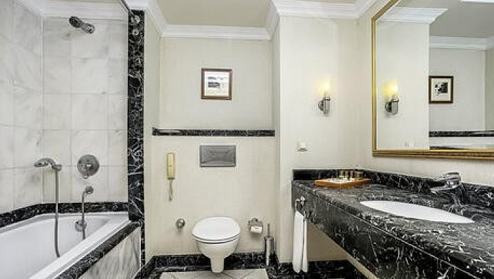 The Norm Oriental Kemer - Beispiel Bad Suite Komfort Deluxe Landblick (Zimmercodierungen WDL, WD1, WD2, DB1, DC2, DBP & DCP)