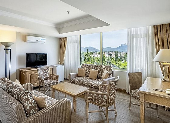The Norm Oriental Kemer - Wohnbeispiel Suite Komfort Deluxe Landblick (Zimmercodierungen WDL, WD1 & WD2)